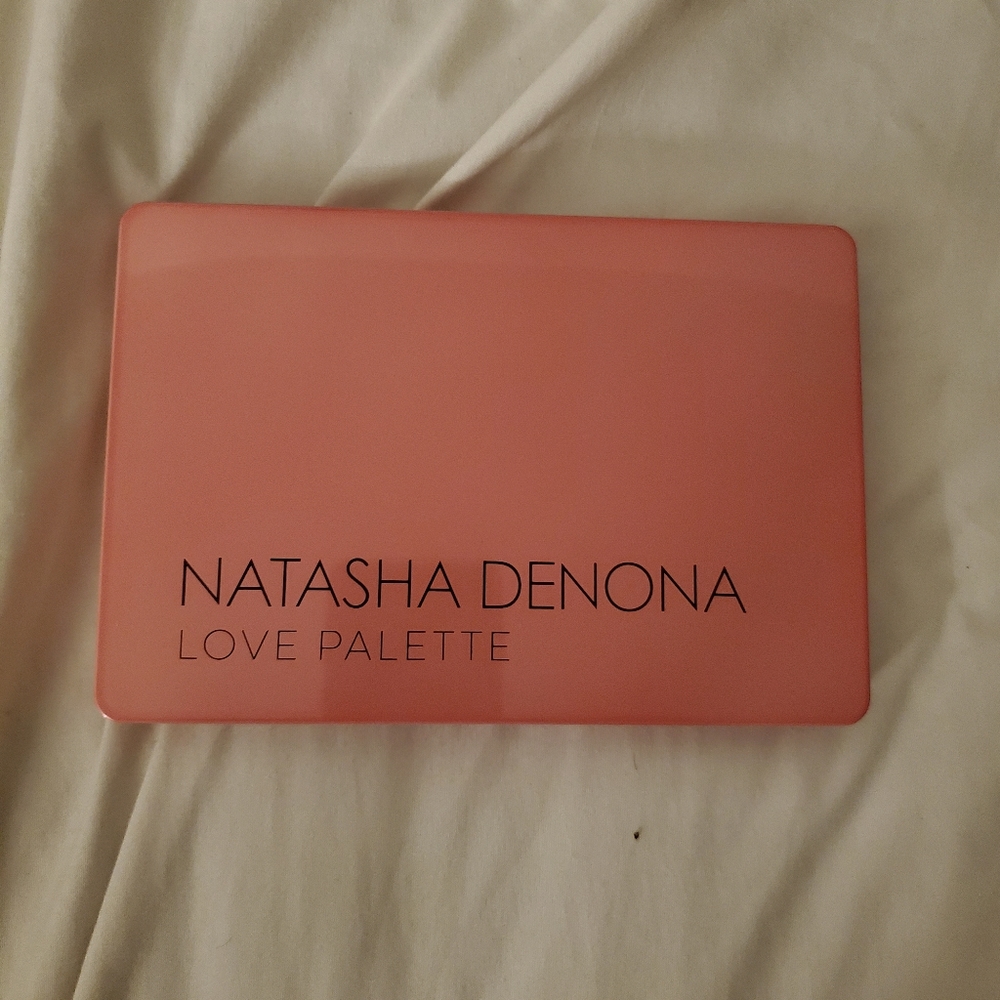 Like new Natasha Denona Love Palette